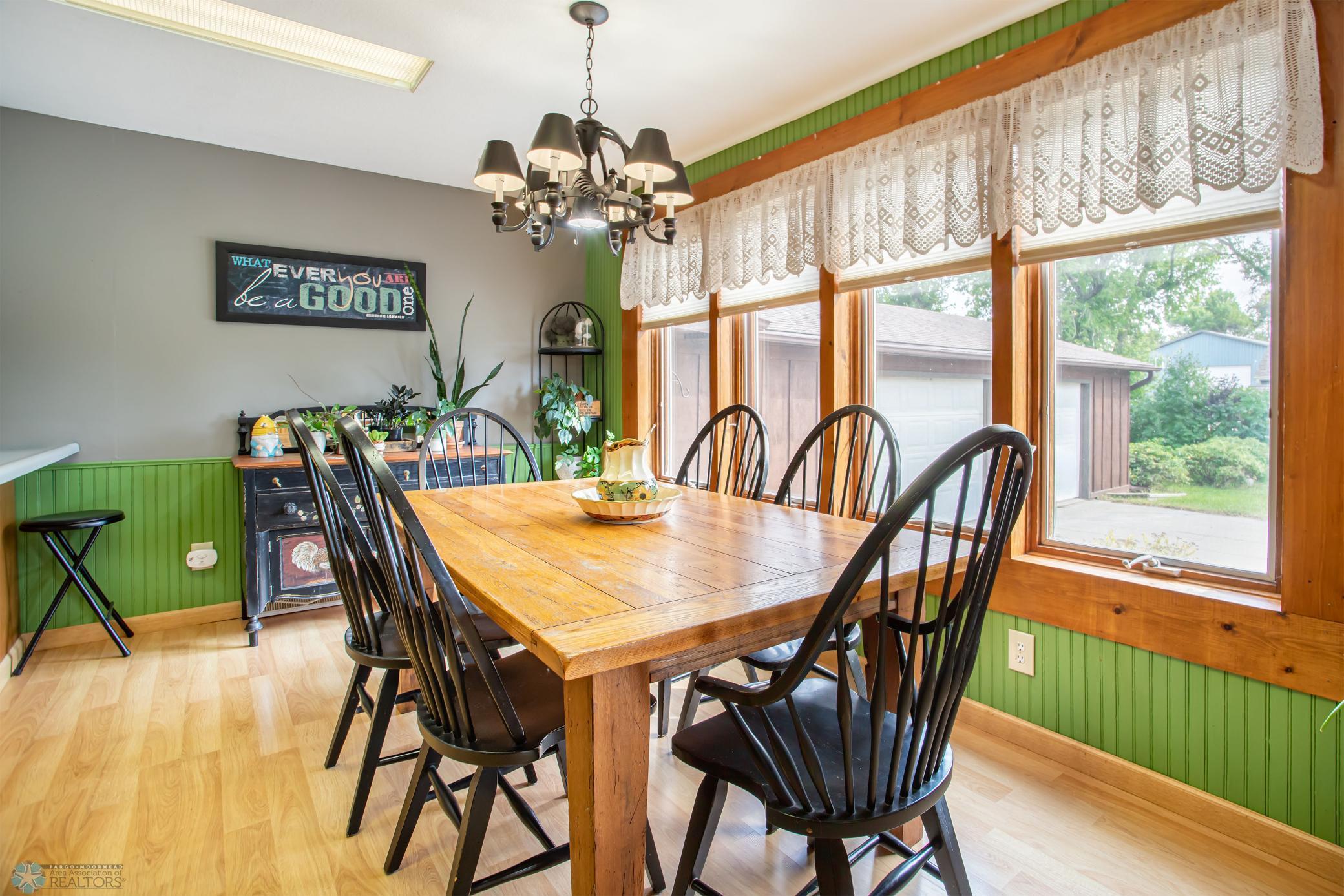 Gardner, North Dakota 58036, United States, 4 Bedrooms Bedrooms, ,2 BathroomsBathrooms,Residential,Pending,43623