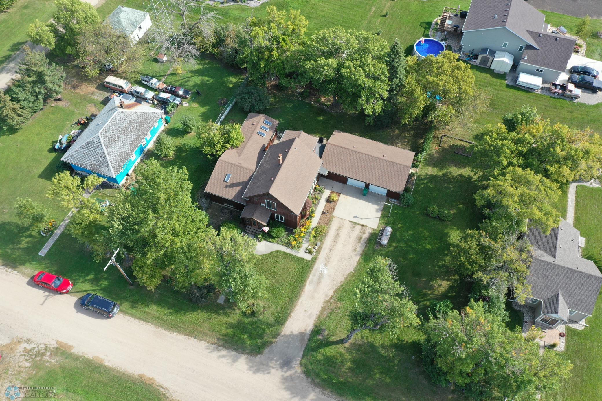 Gardner, North Dakota 58036, United States, 4 Bedrooms Bedrooms, ,2 BathroomsBathrooms,Residential,Pending,43623