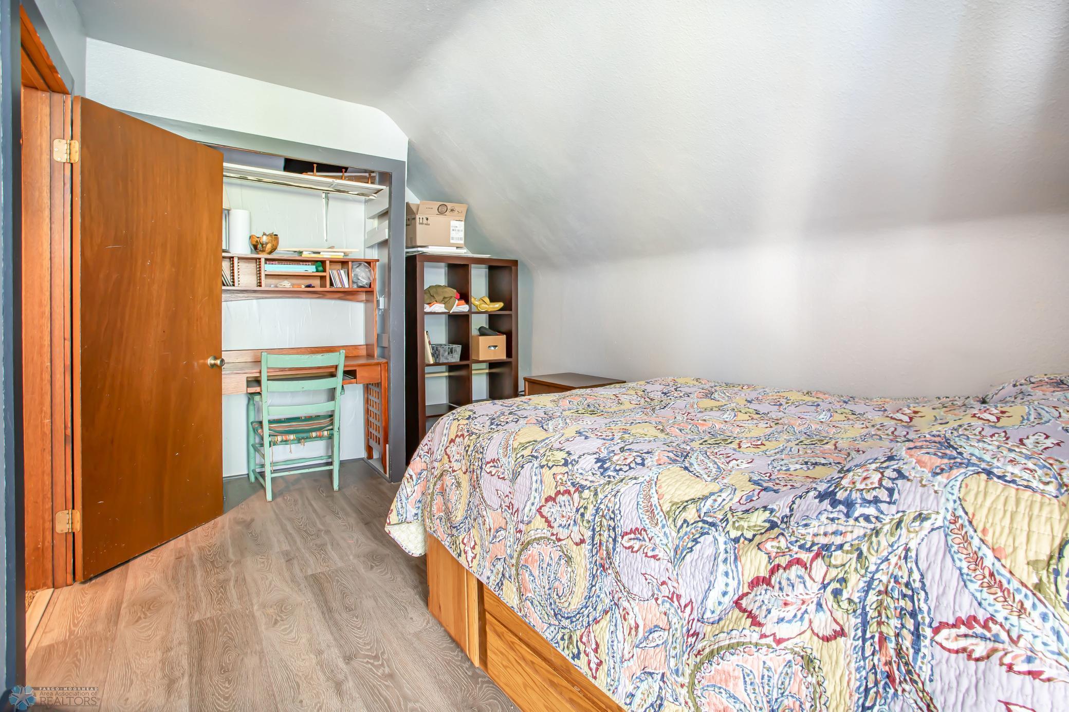 Gardner, North Dakota 58036, United States, 4 Bedrooms Bedrooms, ,2 BathroomsBathrooms,Residential,Pending,43623