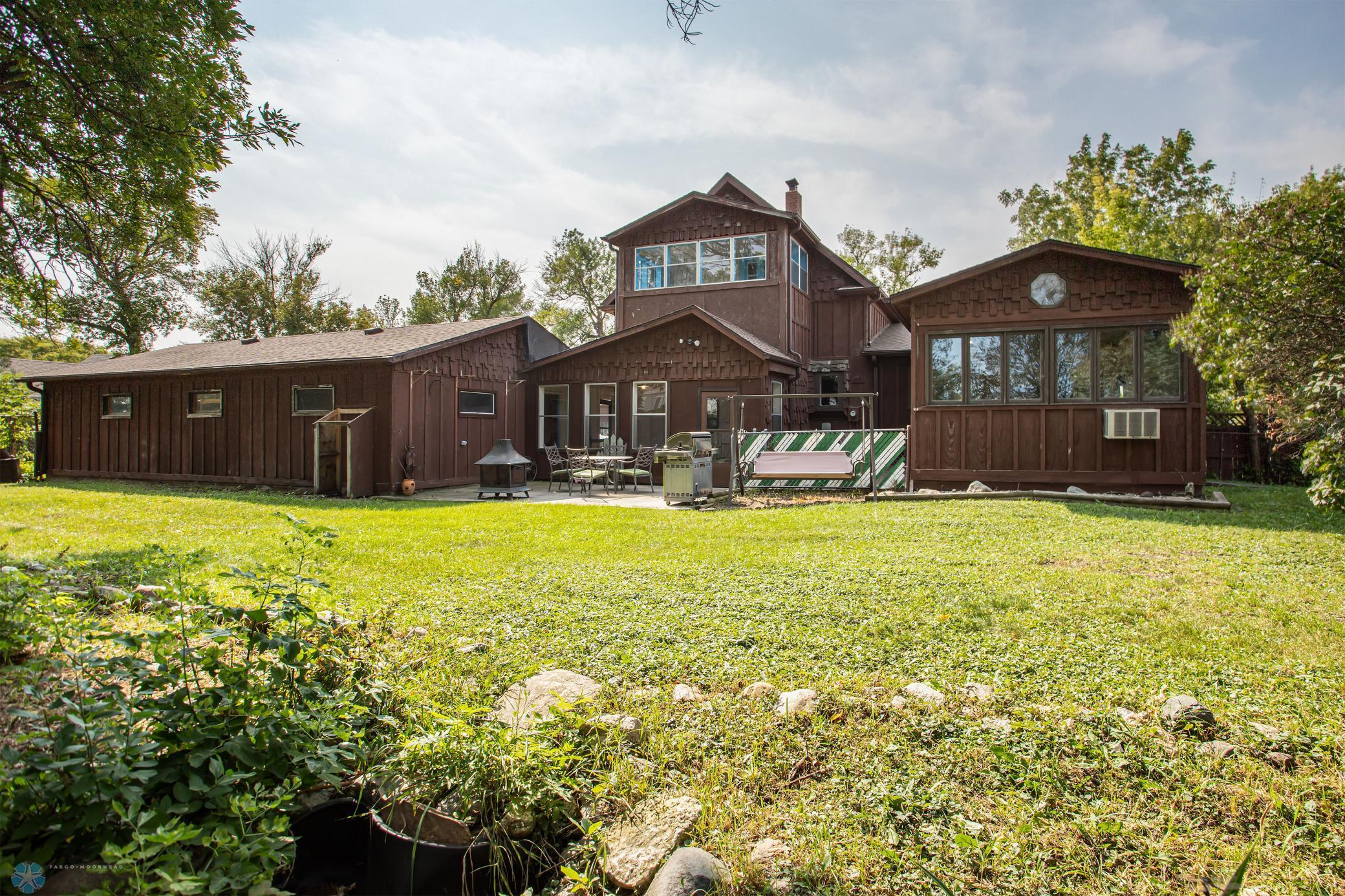 Gardner, North Dakota 58036, United States, 4 Bedrooms Bedrooms, ,2 BathroomsBathrooms,Residential,Pending,43623