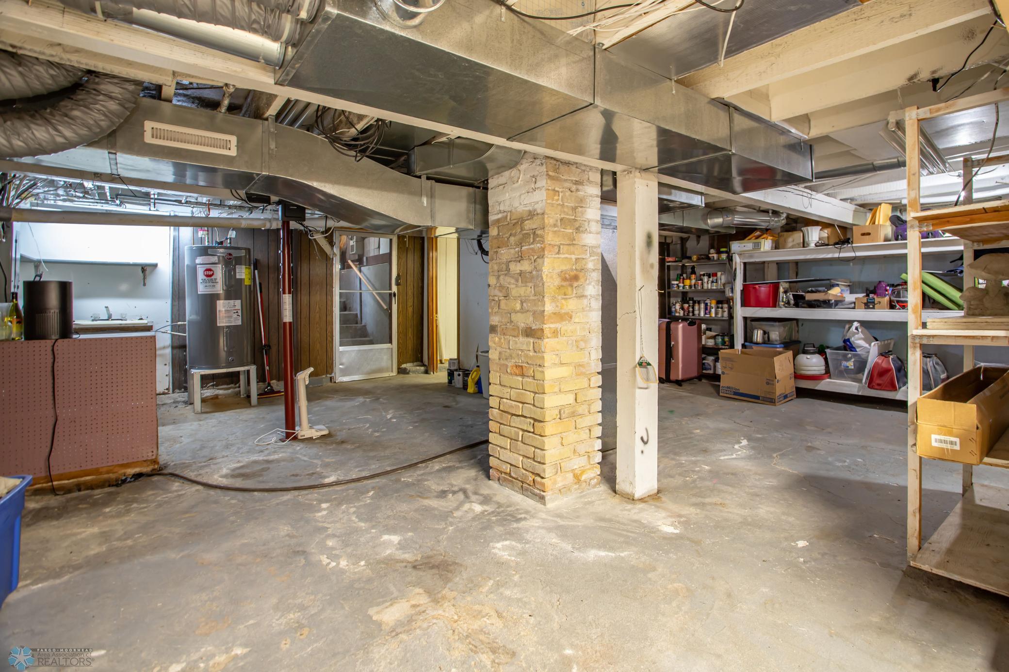 Gardner, North Dakota 58036, United States, 4 Bedrooms Bedrooms, ,2 BathroomsBathrooms,Residential,Pending,43623