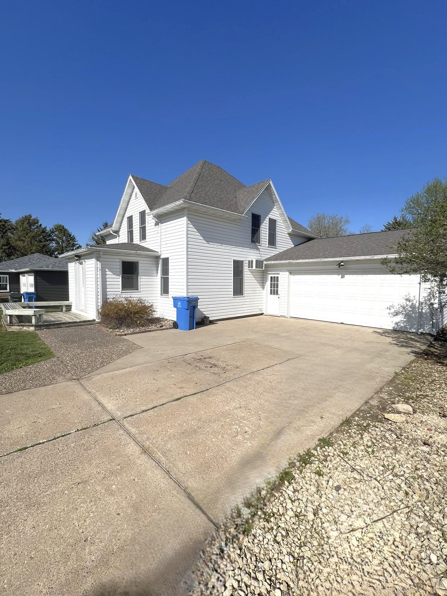 21 1st Street, Altura, Minnesota image 7