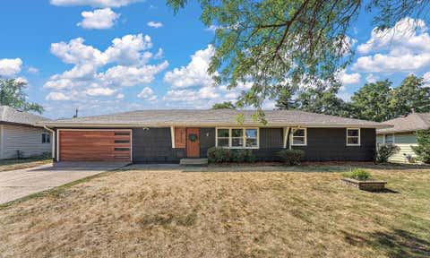 Homes For Sale - 8584 Greystone Avenue<br/> Washington County, Cottage Grove, MN 55016