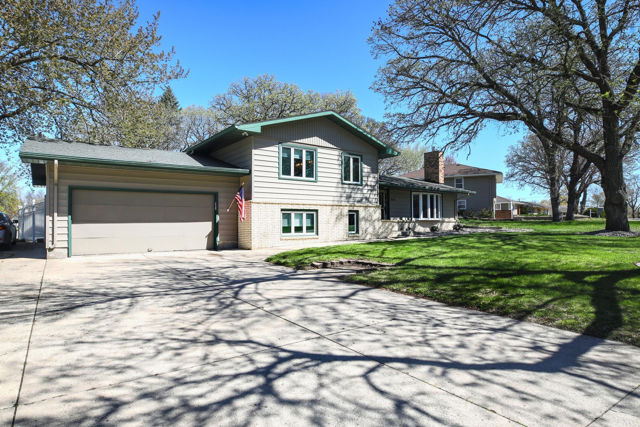 1210 Southview Lane, Albert Lea, Minnesota image 4