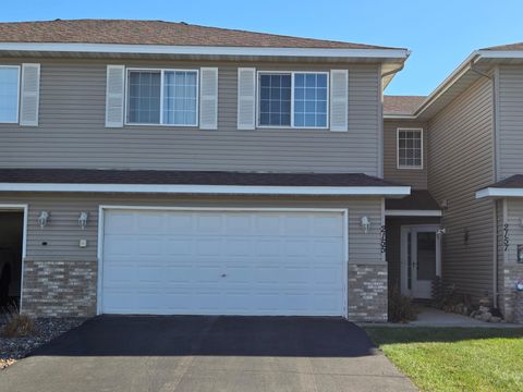 Townhouse For Sale - 2155 Cleveland Lane<br/> Cambridge, MN 55008