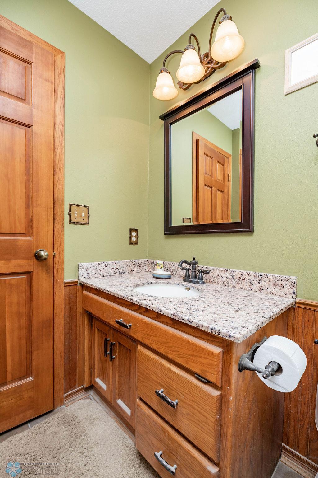 52 Fremont Drive, Fargo, North Dakota image 28
