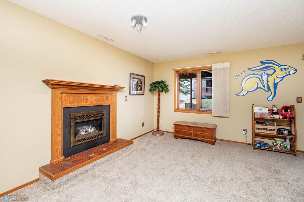 52 Fremont Drive, Fargo, North Dakota image 24