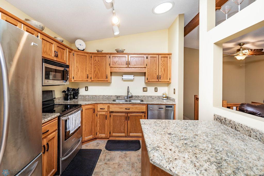 52 Fremont Drive, Fargo, North Dakota image 4