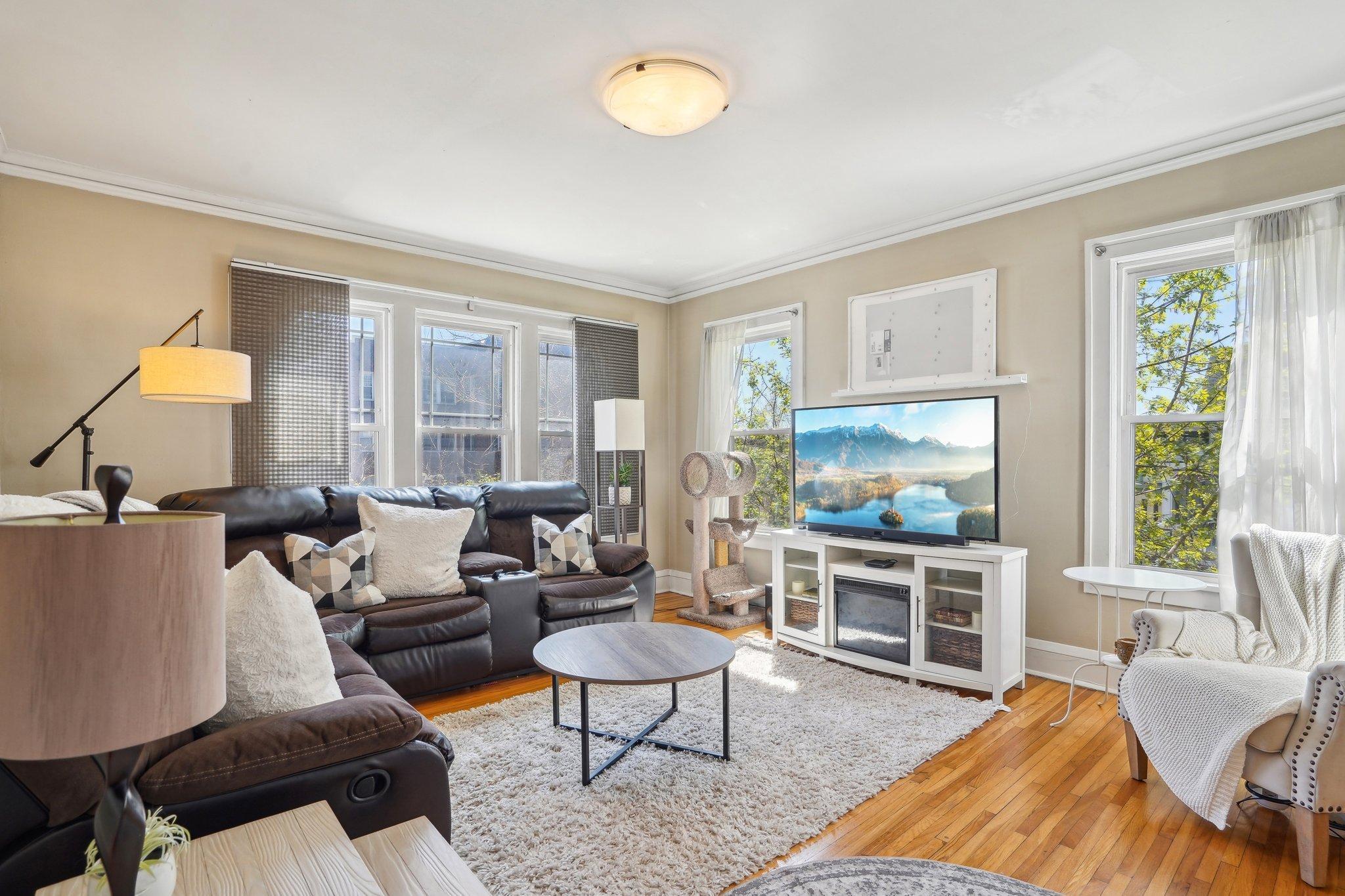 522 Ridgewood Avenue #1, Minneapolis, Minnesota image 2