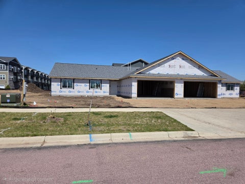 Townhouse For Sale - 2027 Clark Street<br/> Saint Peter, MN 56082