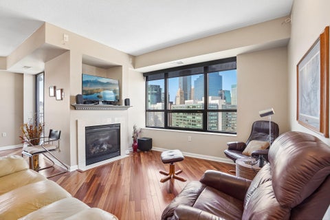 Condo For Sale - 500 E Grant Street<br/> Minneapolis, MN 55404