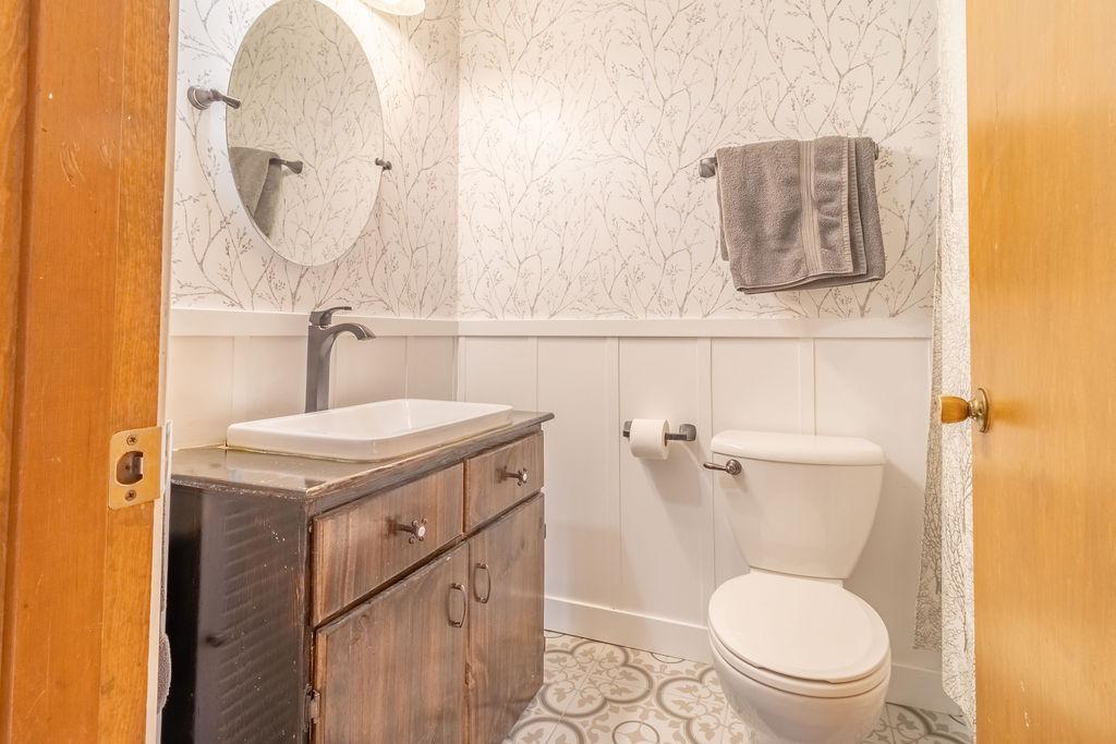 6049 Country Club Road, Houston, Minnesota image 32