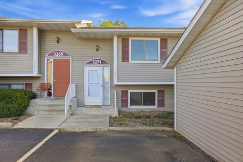 Townhouse For Sale - 3271 Dodd Lane<br/> Eagan, MN 55121