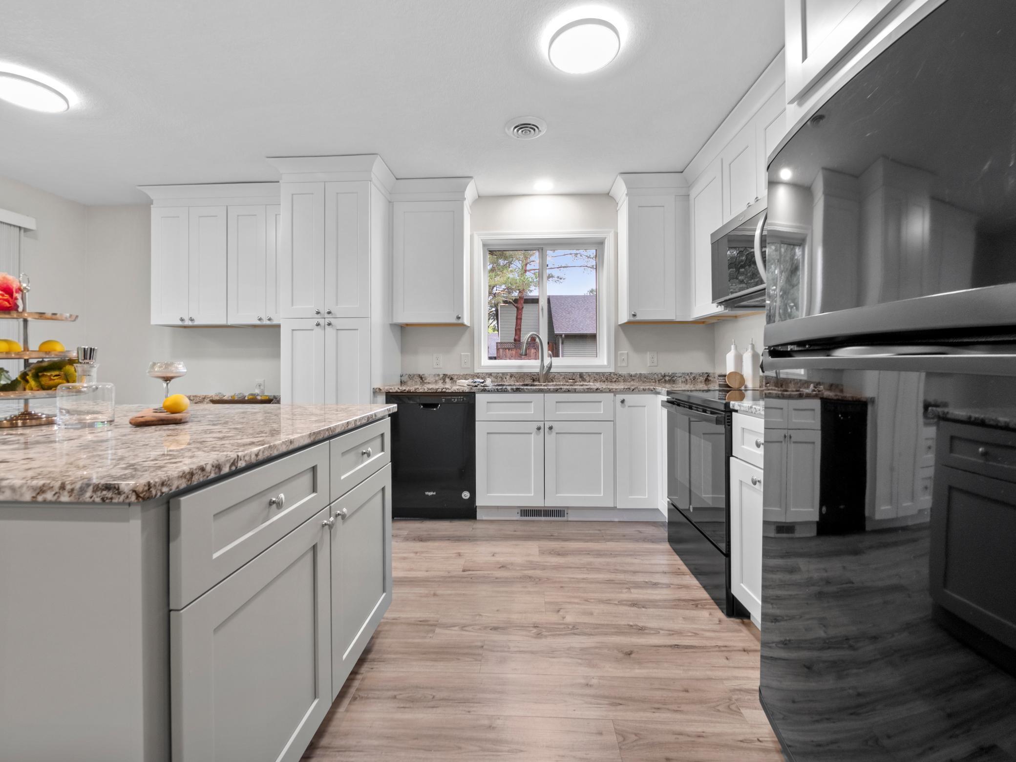 2908 Crestwood Drive, Alexandria, Minnesota image 14