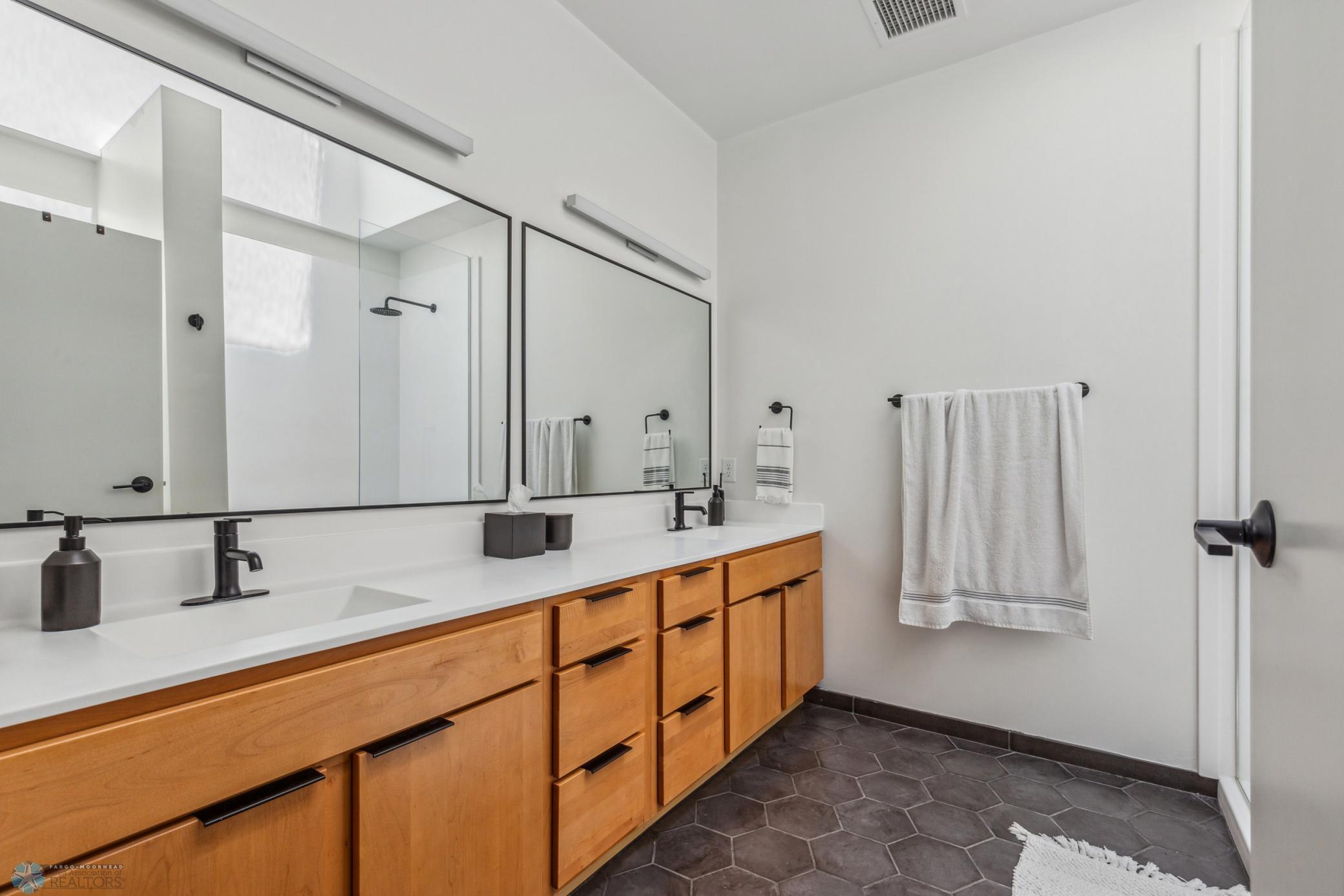 117 Broadway #303, Fargo, North Dakota image 18