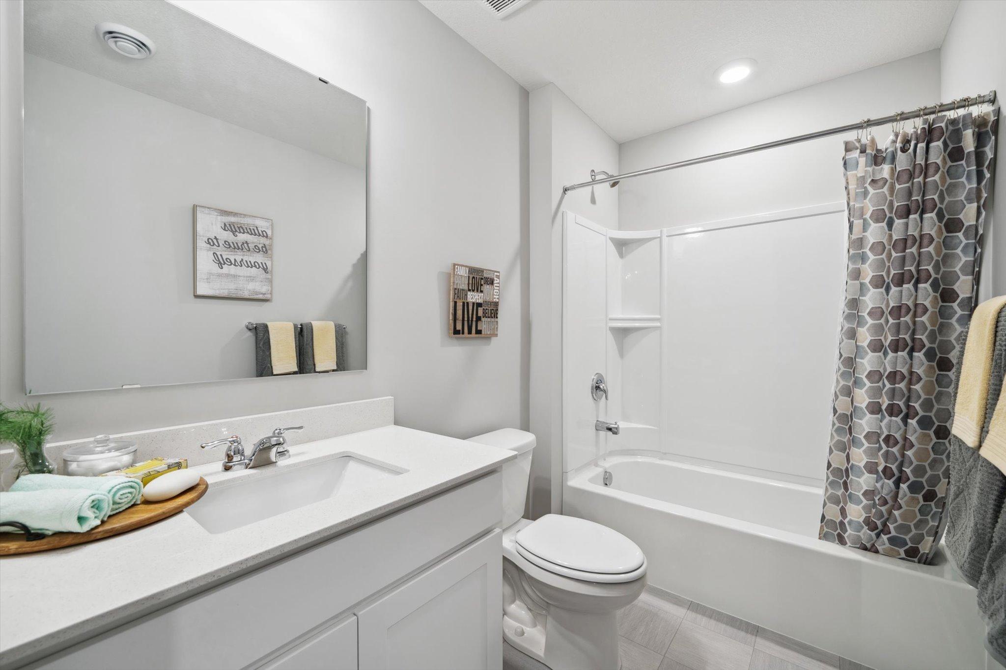 17030 Draper Way, Lakeville, Minnesota image 40