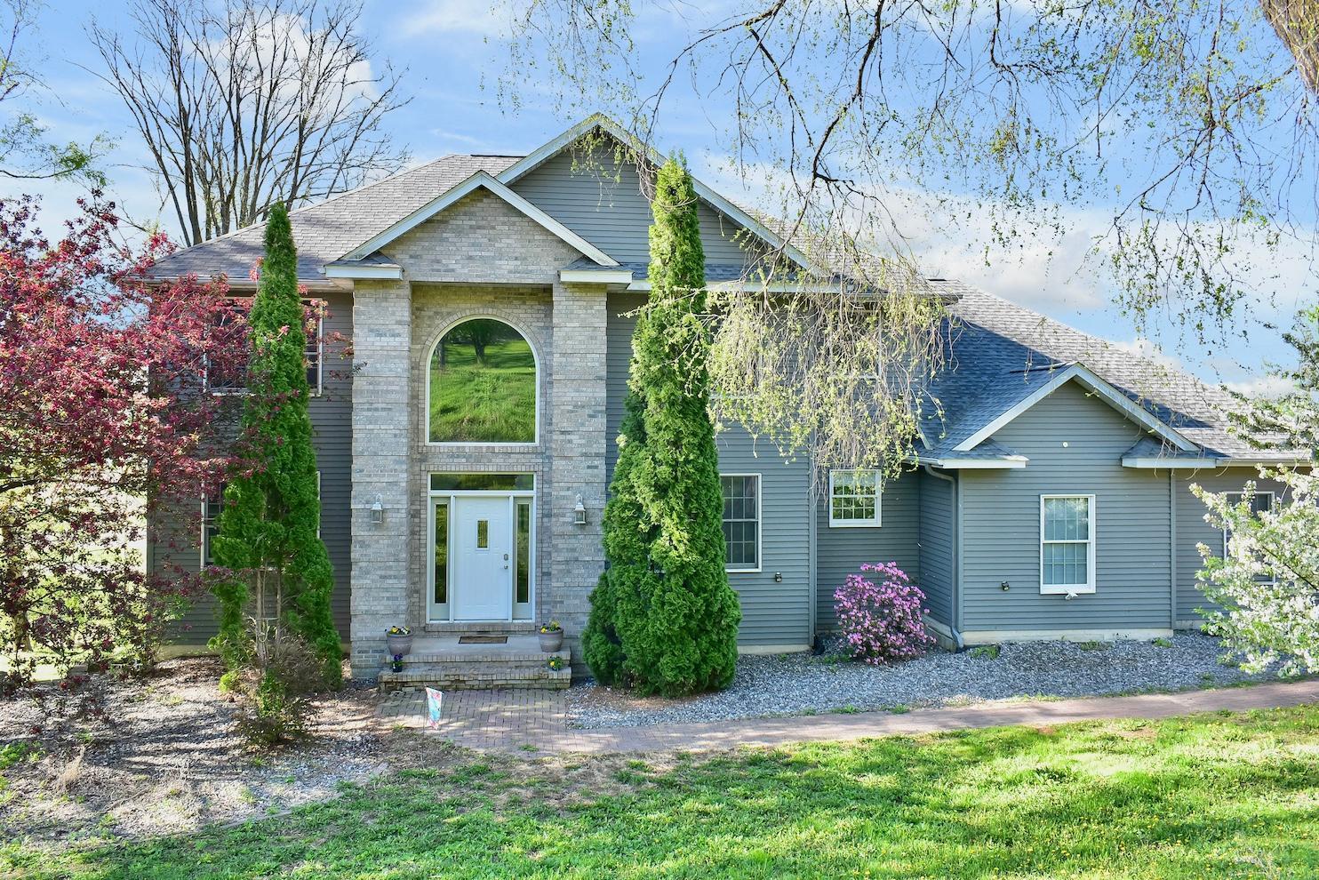 W157 Thomas Road, Fountain City, Wisconsin image 2