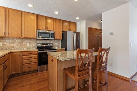 Townhouse For Sale - 5680 154th Avenue<br/> Anoka, MN 55303