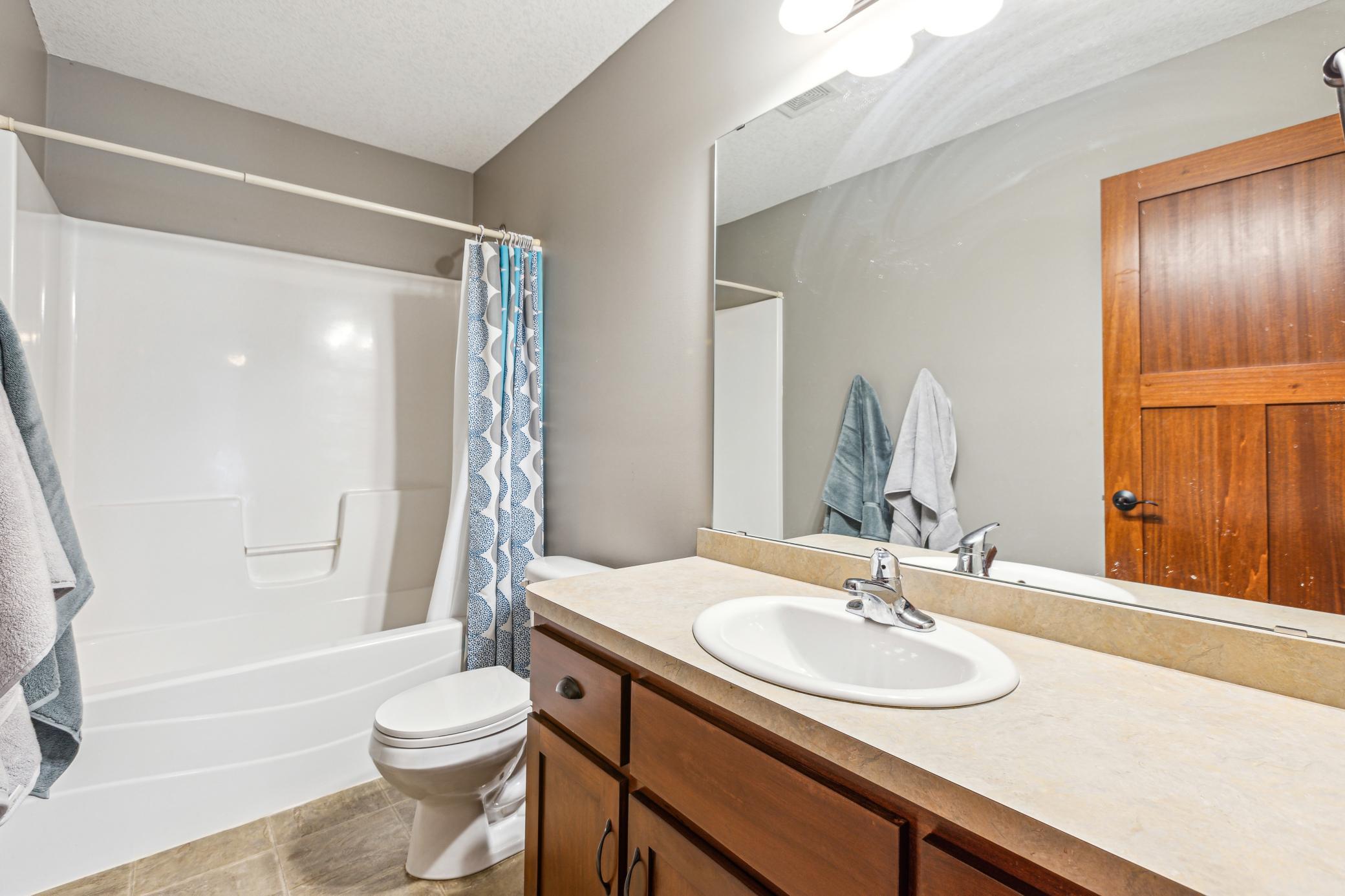 10437 Twin Lakes Parkway, Elk River, Minnesota image 30
