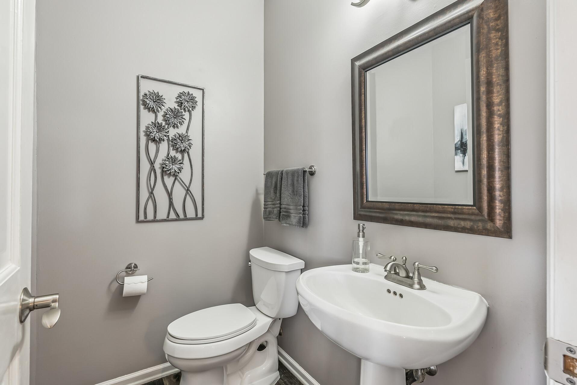 213 Innsbrook Lane, Burnsville, Minnesota image 16
