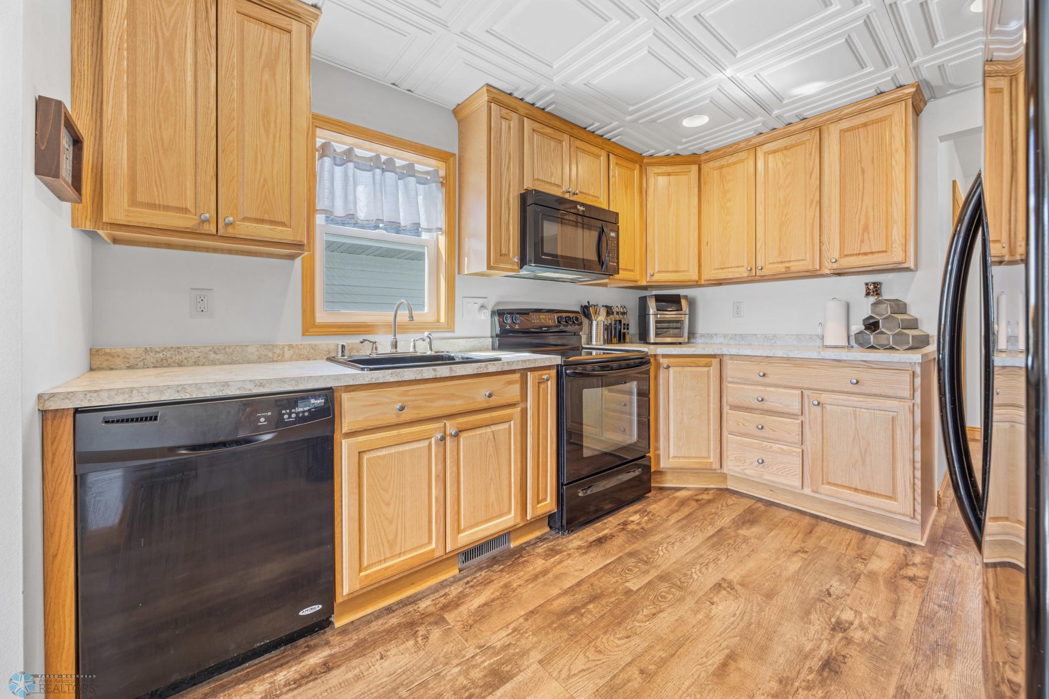 803 Hobart Street, Hawley, Minnesota image 13