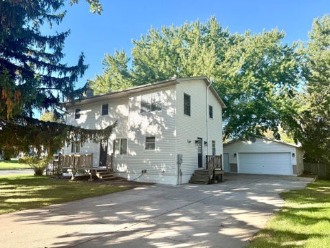 Homes For Sale - 737 S Dakota Avenue<br/> New Richmond, WI 54017