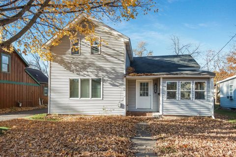 Apartment For Sale - 804 E Prospect Street<br/> Durand, WI 54736