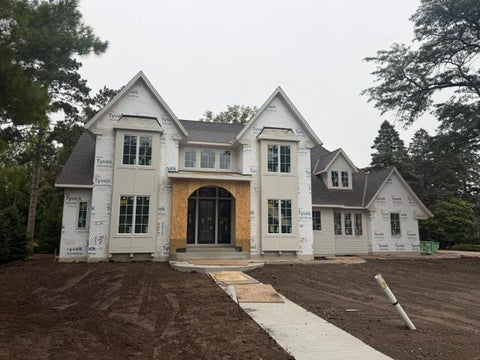Homes For Sale - 11044 Bell Oaks Estate Road<br/> Hennepin County, Eden Prairie, MN 55347