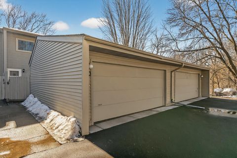 Townhouse For Sale - 1510 Bohnhof Junction<br/> Fridley, MN 55432