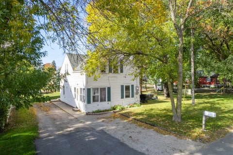 Homes For Sale - 511 Ellsworth Avenue<br/> South Haven, MN 55382
