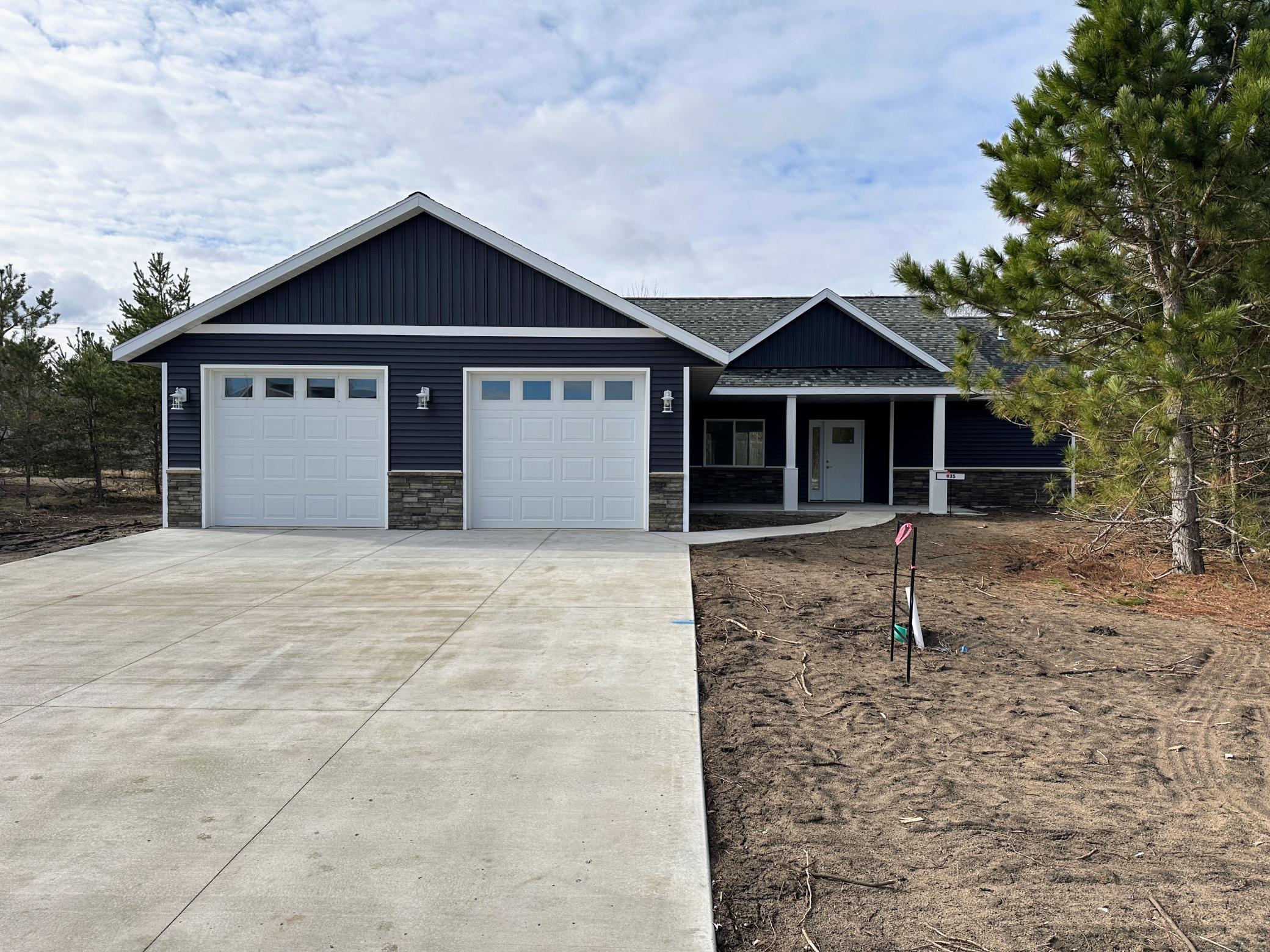 935 NW 9th Street, Perham, Minnesota image 1