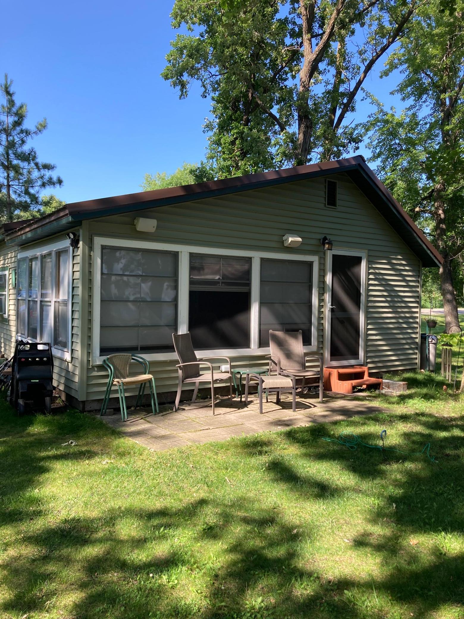 49215 Middle Leaf Road, Henning, Minnesota image 1