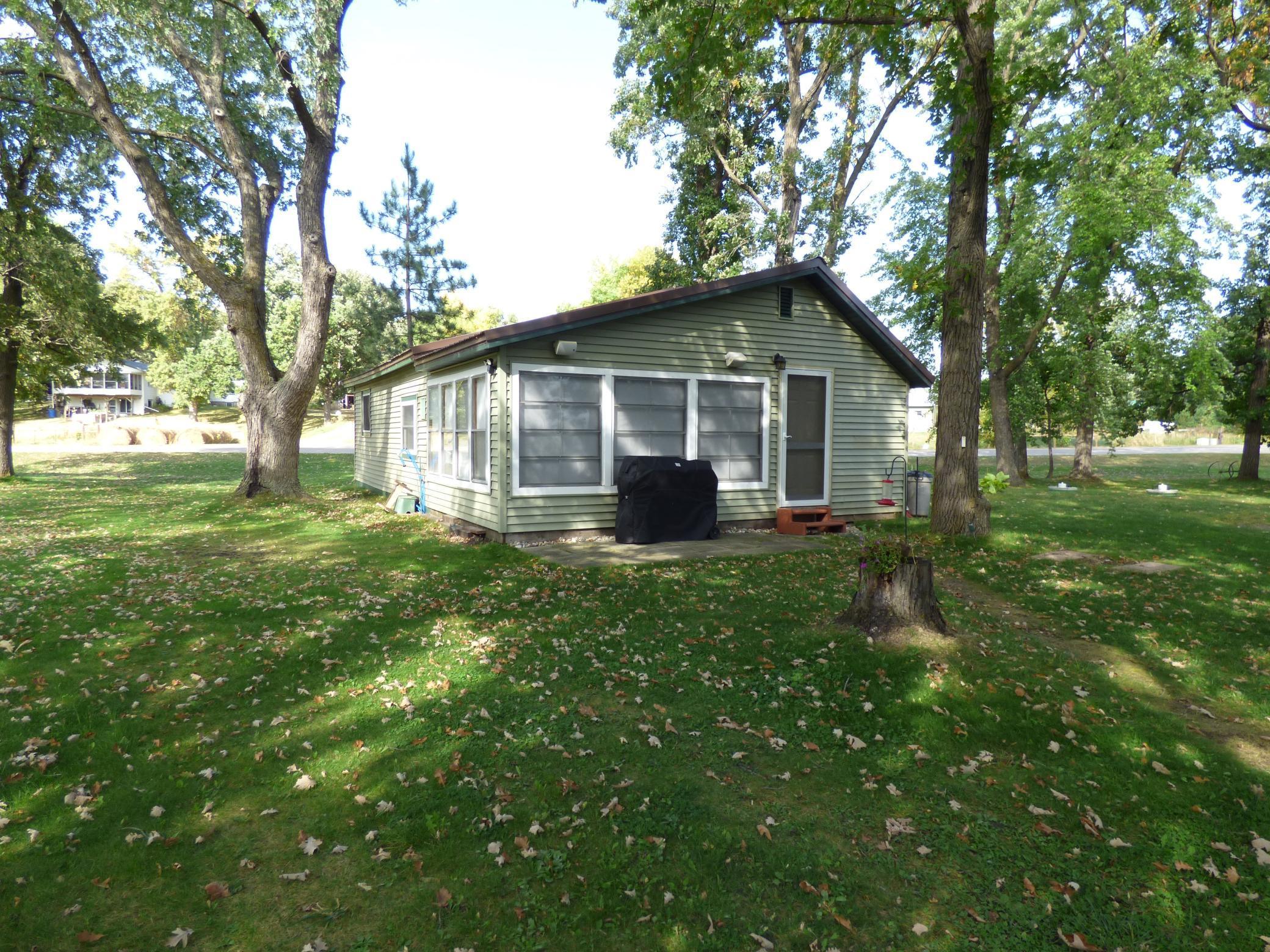 49215 Middle Leaf Road, Henning, Minnesota image 22