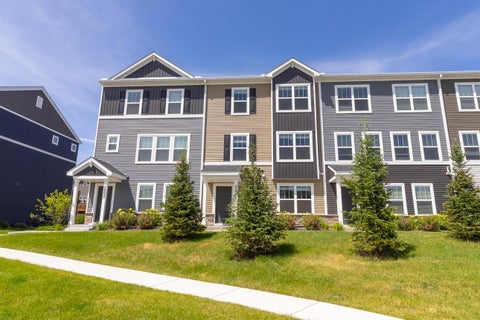 Townhouse For Sale - 5860 156th Street<br/> Saint Paul, MN 55124