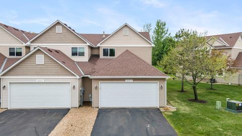 Townhouse For Sale - 12122 Yancy Street<br/> Anoka County, Minneapolis, MN 55449
