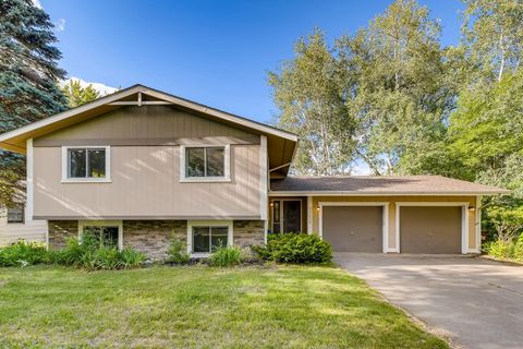 Homes For Sale - 14808 56th Street<br/> Stillwater, MN 55082