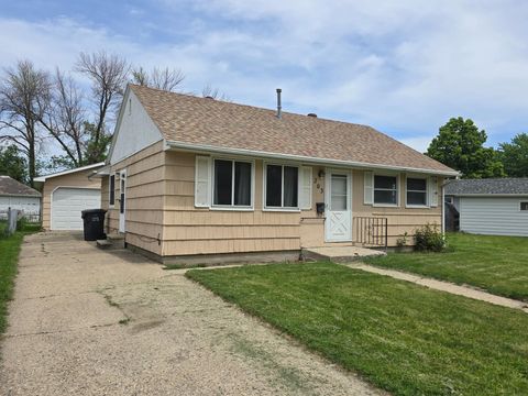 Homes For Sale - 203 Thomas Avenue<br/> Nobles County, Worthington, MN 56187