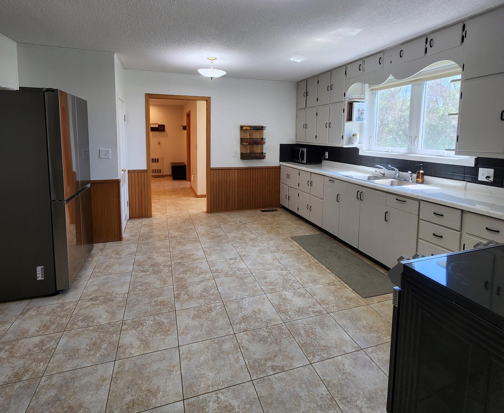 78878 County Road 12, Sacred Heart, Minnesota image 8