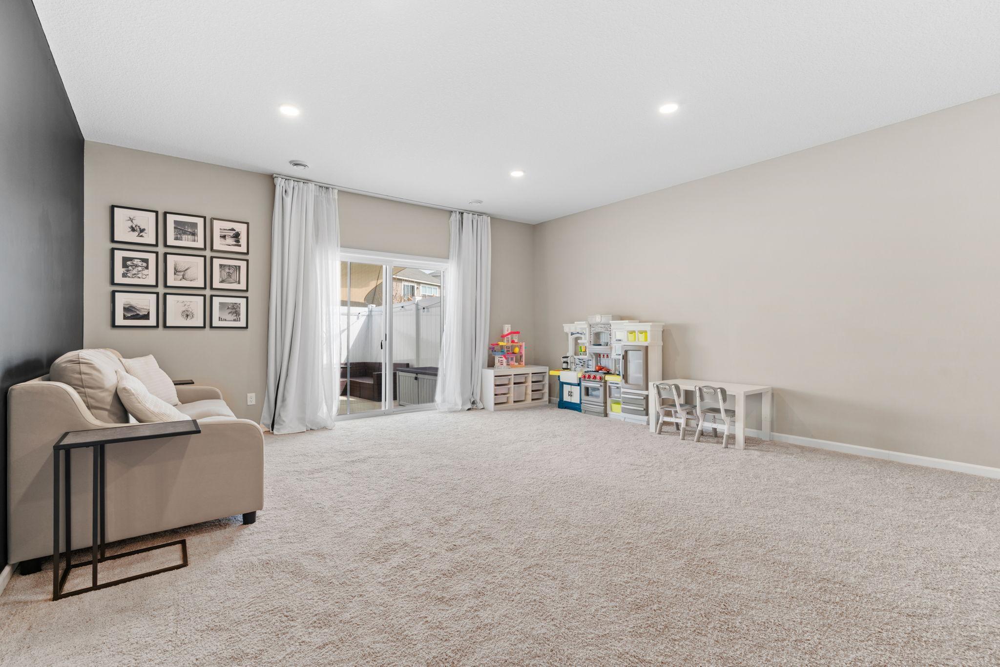 10257 Greenway Circle, Cottage Grove, Minnesota image 30
