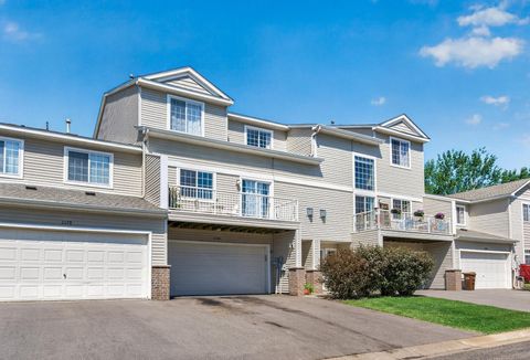 Townhouse For Sale - 11180 76th Street<br/> Otsego, MN 55301