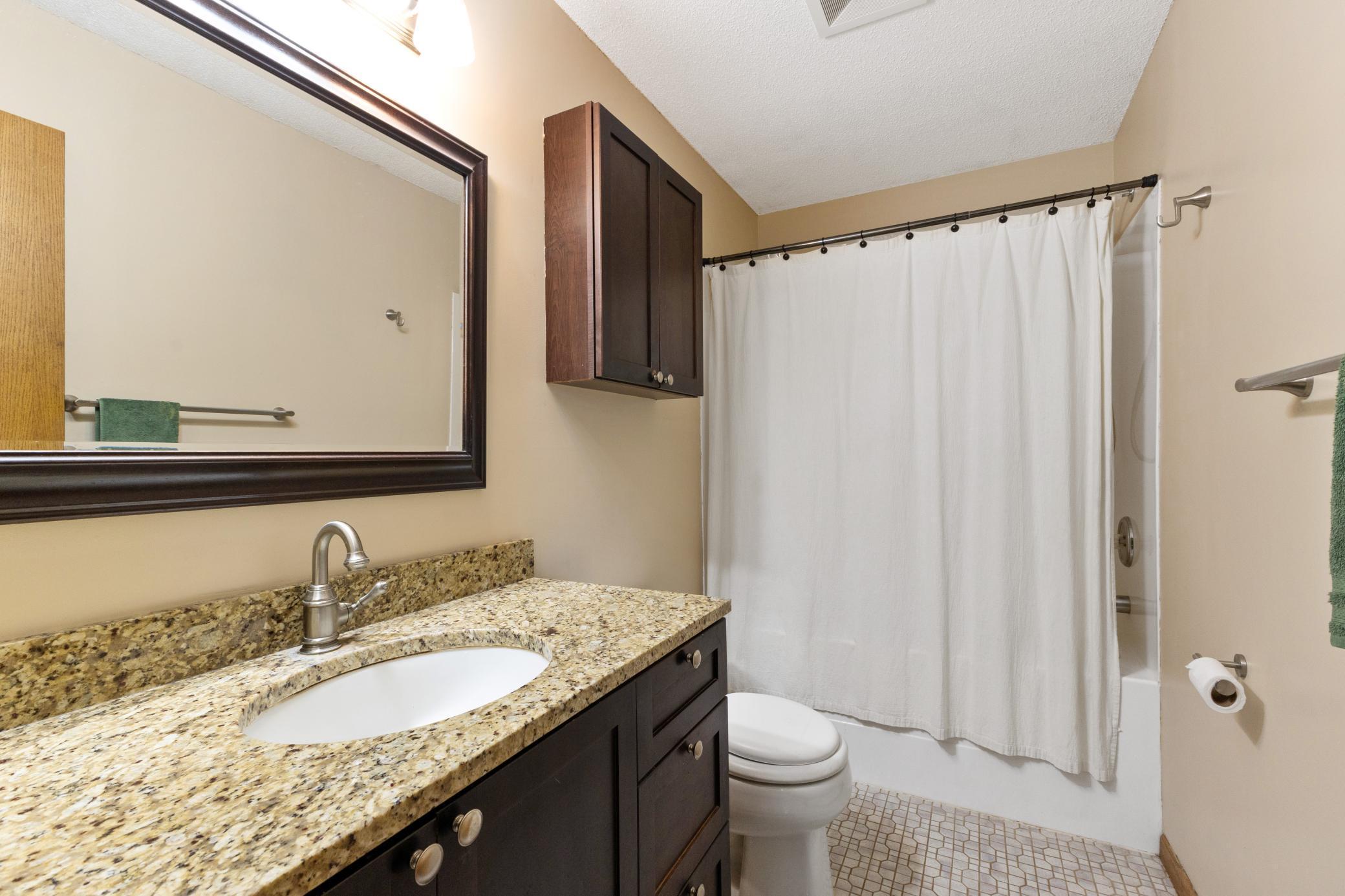 16846 Notre Dame Street, Columbus, Minnesota image 31