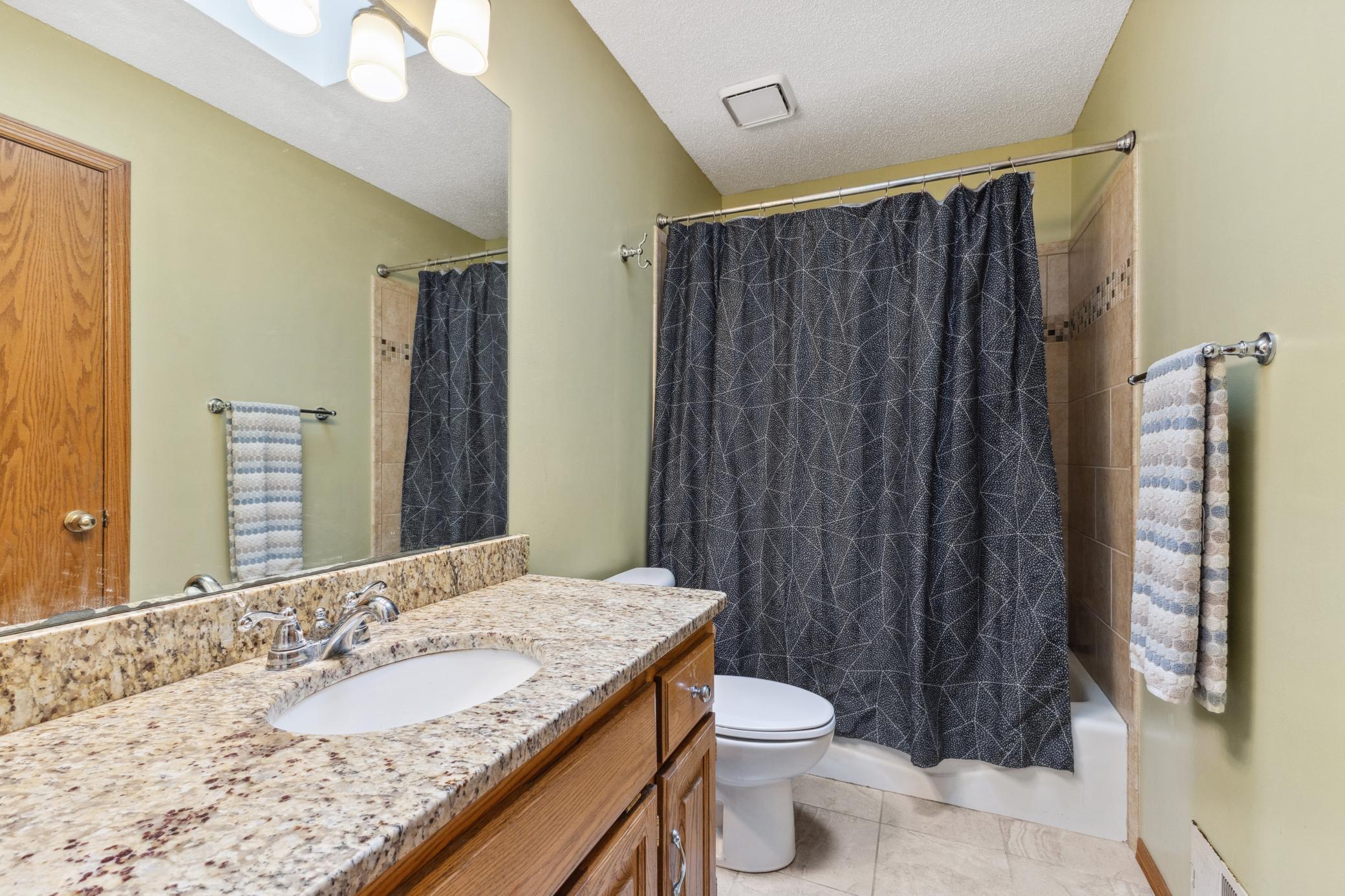 16846 Notre Dame Street, Columbus, Minnesota image 22