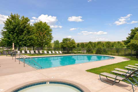 Townhouse For Sale - 15549 Lilac Drive<br/> Eden Prairie, MN 55347