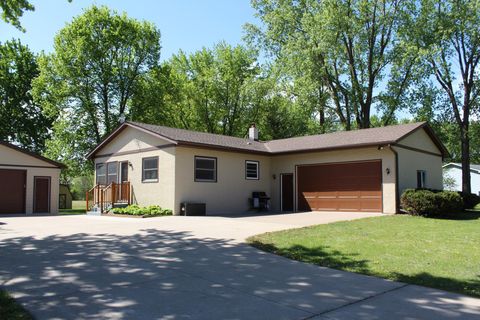 Homes For Sale - 19913 Abilene Lane<br/> Hennepin County, Hamel, MN 55340
