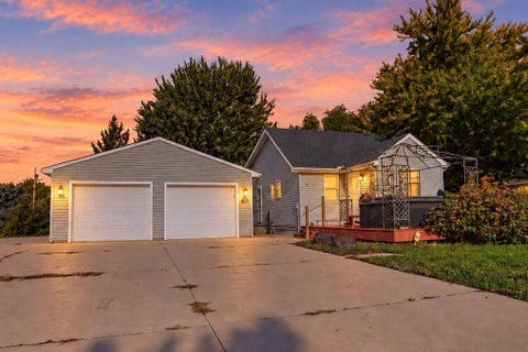 Homes For Sale - 106 3rd Street<br/> Dundas, MN 55019