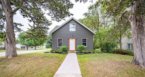 Homes For Sale - W6405 Main Street<br/> Pierce County, Bay City, WI 54723