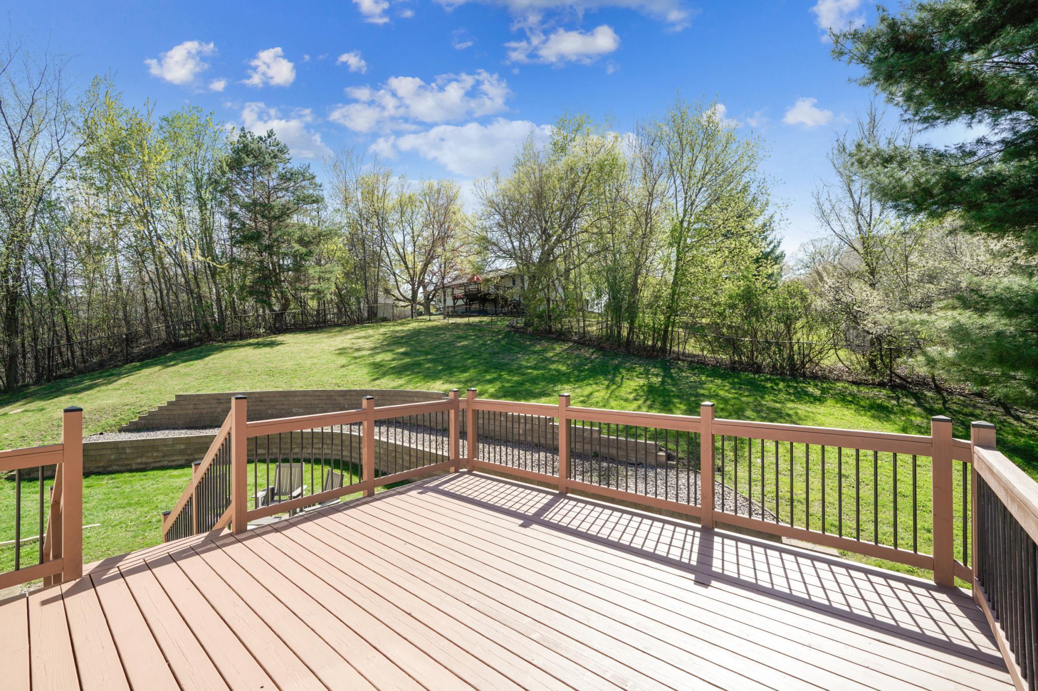 1036 Creekview Lane, Belle Plaine, Minnesota image 2