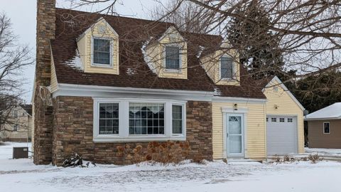 Homes For Sale - 617 12th Avenue<br/> Yellow Medicine County, Clarkfield, MN 56223