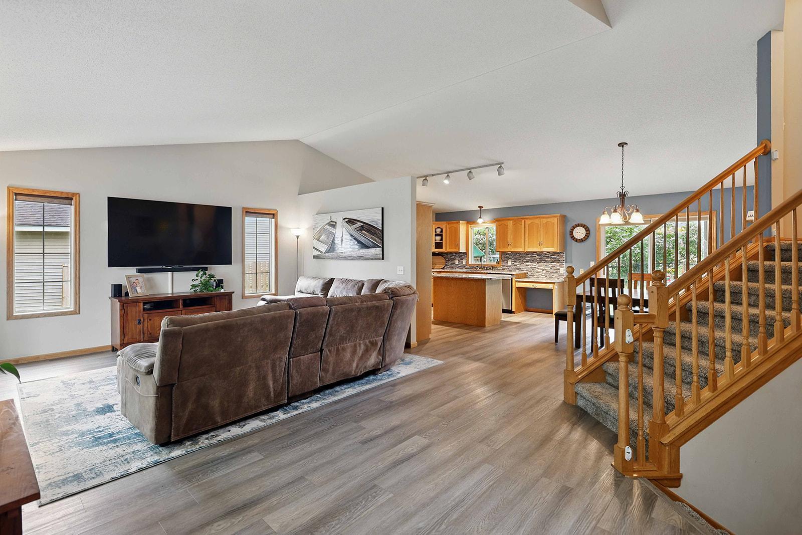 1113 Garden Brook Drive, Sauk Rapids, Minnesota image 4