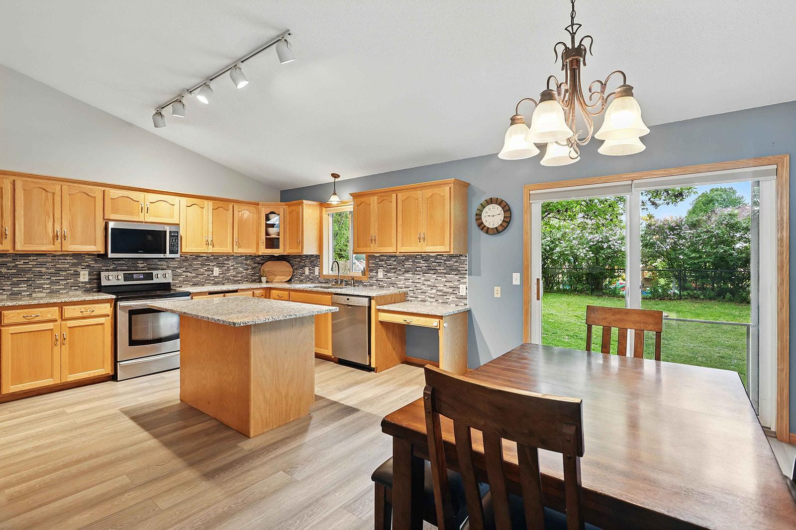 1113 Garden Brook Drive, Sauk Rapids, Minnesota image 5
